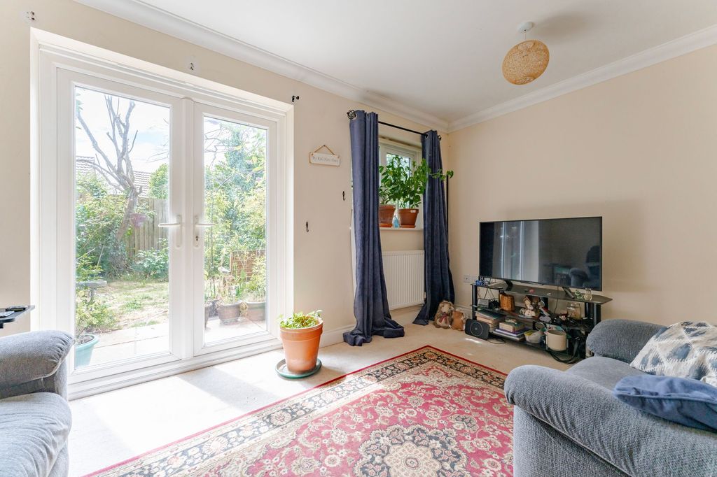 Property photo 2 of 16