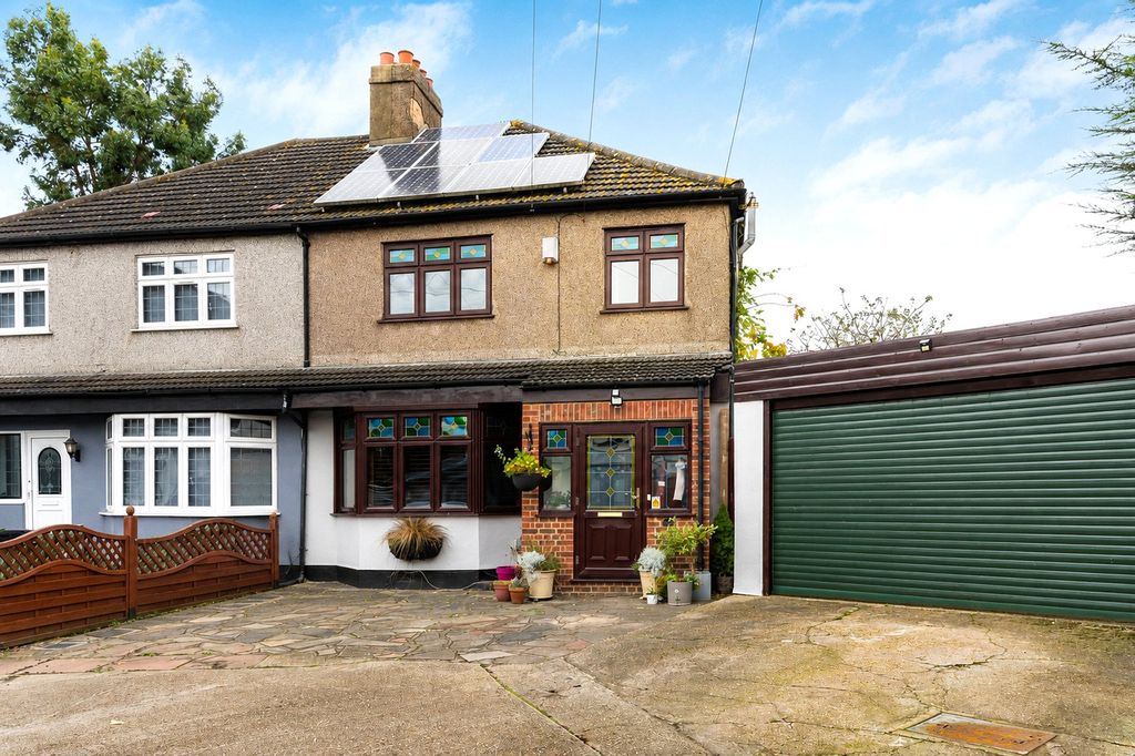 Property photo 1 of 19 External