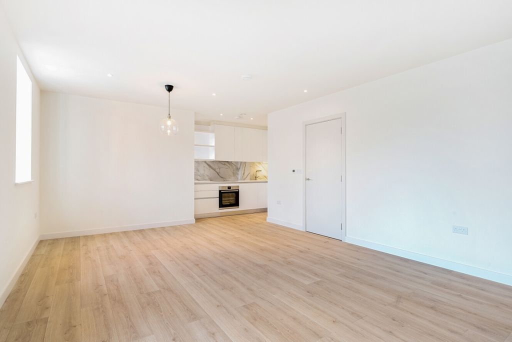 Property photo 2 of 8 1190148 (1)