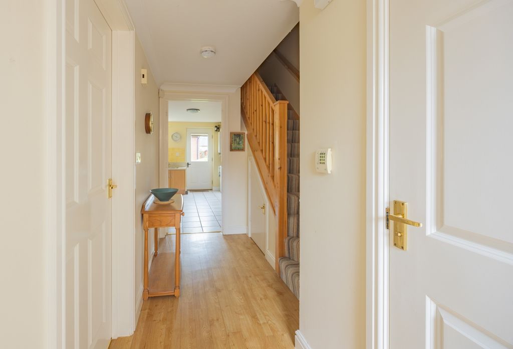 Property photo 2 of 20 Ewemovetaunton Georges Mews (3)