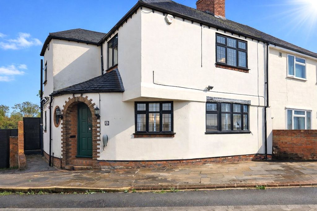 Property photo 1 of 33 Picture No. 37