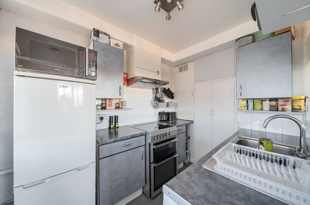 Property photo 2 of 13 1421362-2-69A5c7B...