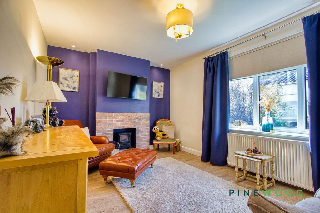 Property photo 2 of 24