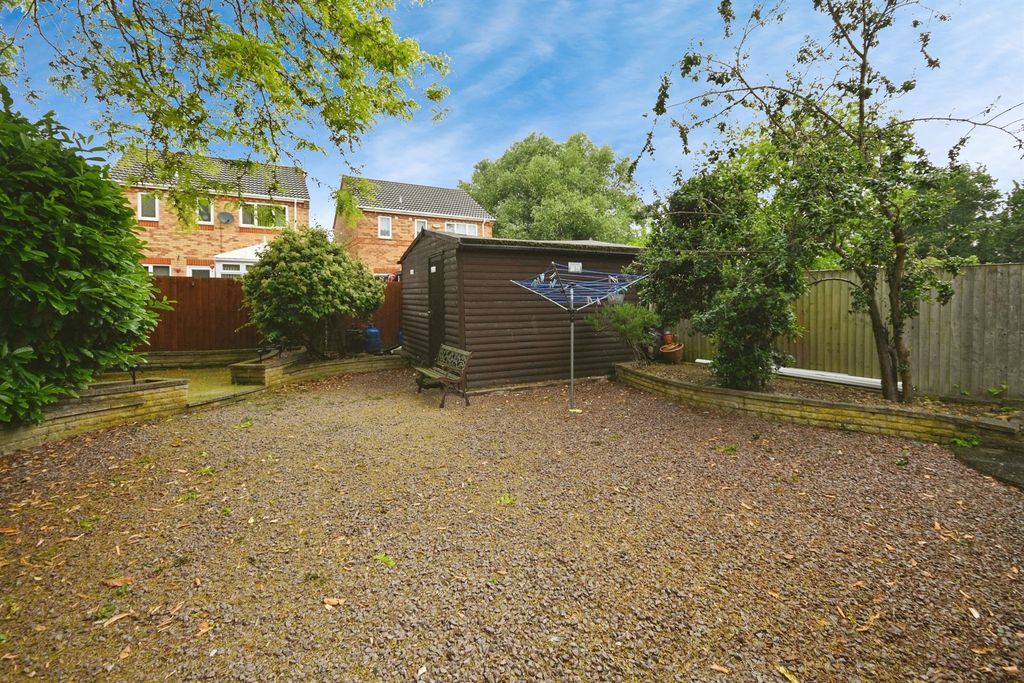 Property photo 2 of 18