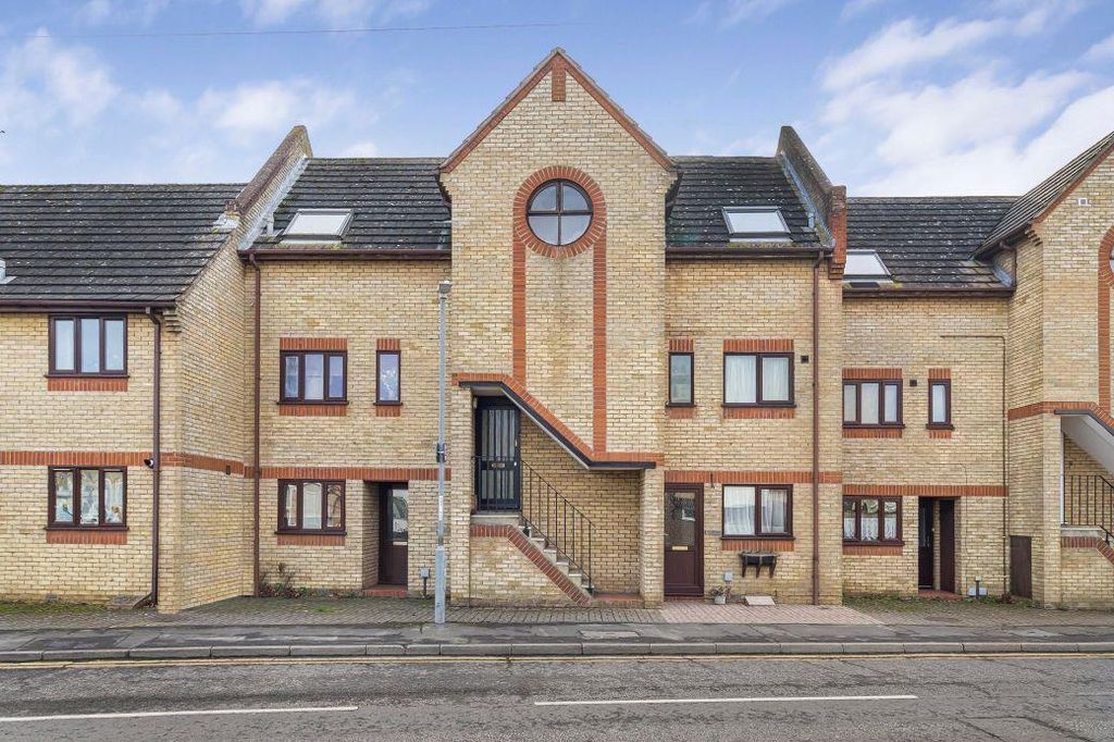 Property photo 1 of 11 10_76354.Jpg