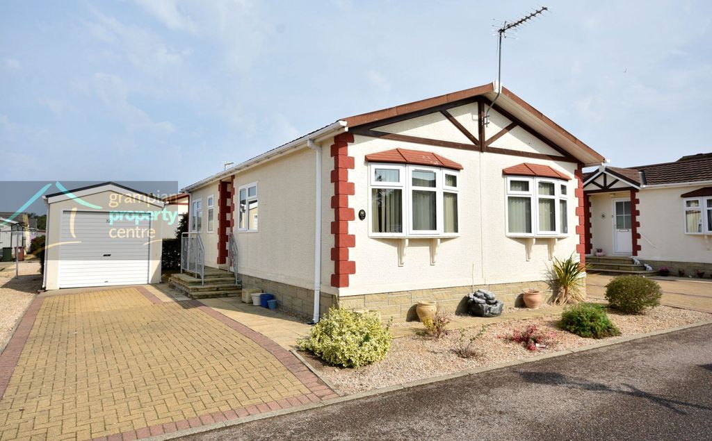 Property photo 1 of 20 Front 3.Jpg