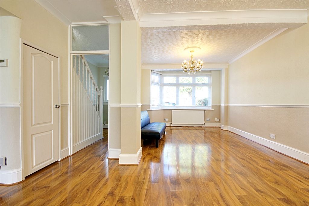 Property photo 3 of 15 Picture No. 01
