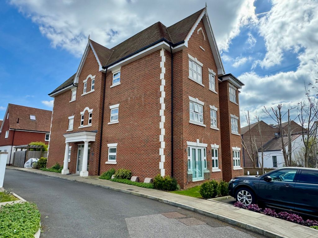 Property photo 1 of 9 14 The Gables - Front New