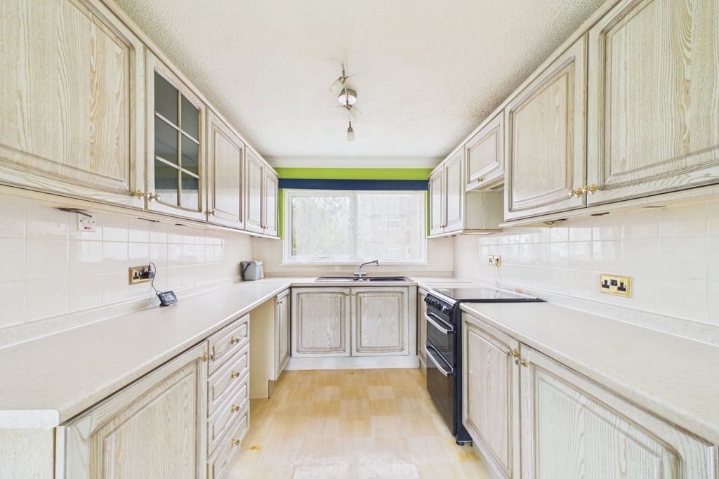 Property photo 3 of 10 Picture No. 08