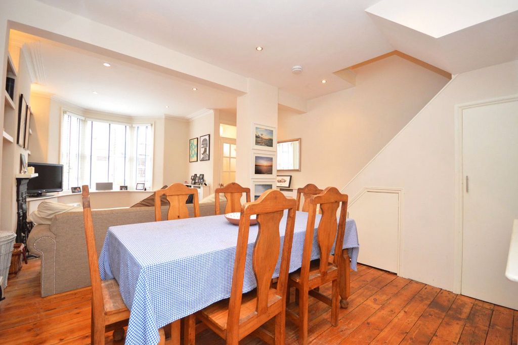 Property photo 3 of 9 Dining Room