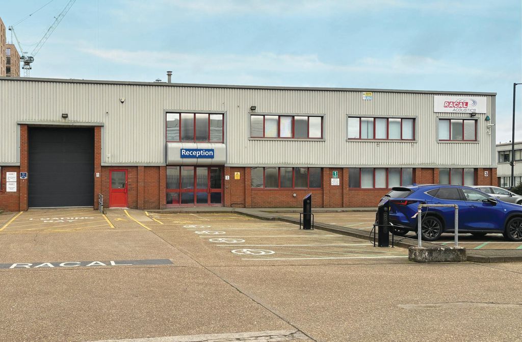 Property photo 1 of 5 Unit 3 Exterior.Jpg