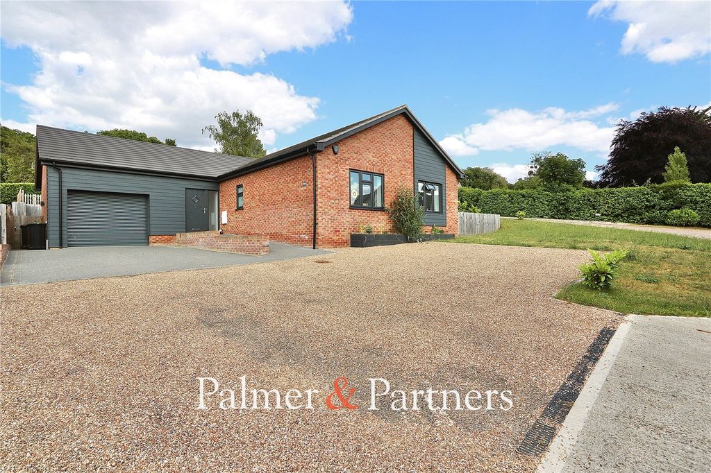 Property photo 1 of 30 Picture No. 05