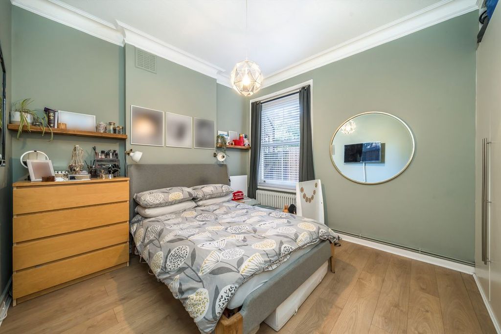 Property photo 3 of 8