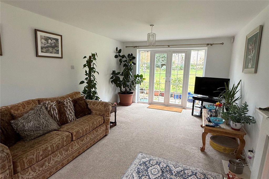 Additional image 13 of 4 bed detached house for saleThe Ridings, Liss, Hampshire GU33