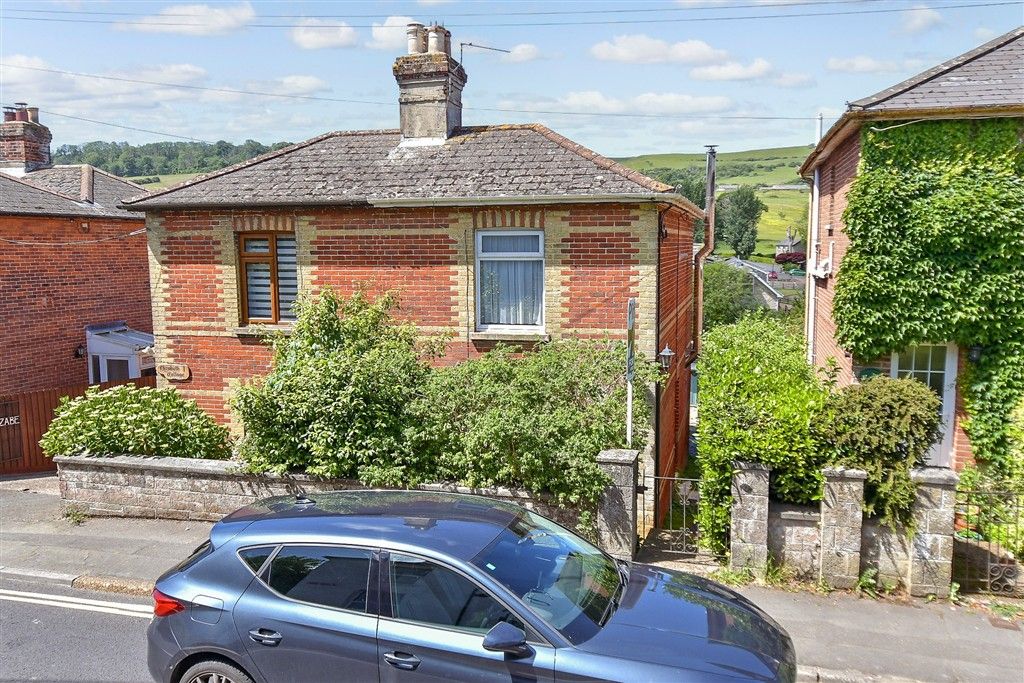 Property photo 1 of 13 External (Web)