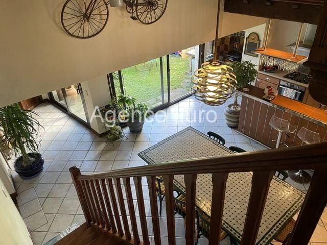 Property photo 3 of 19