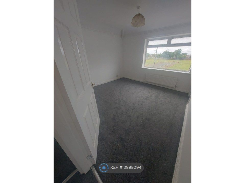 Property photo 1 of 3