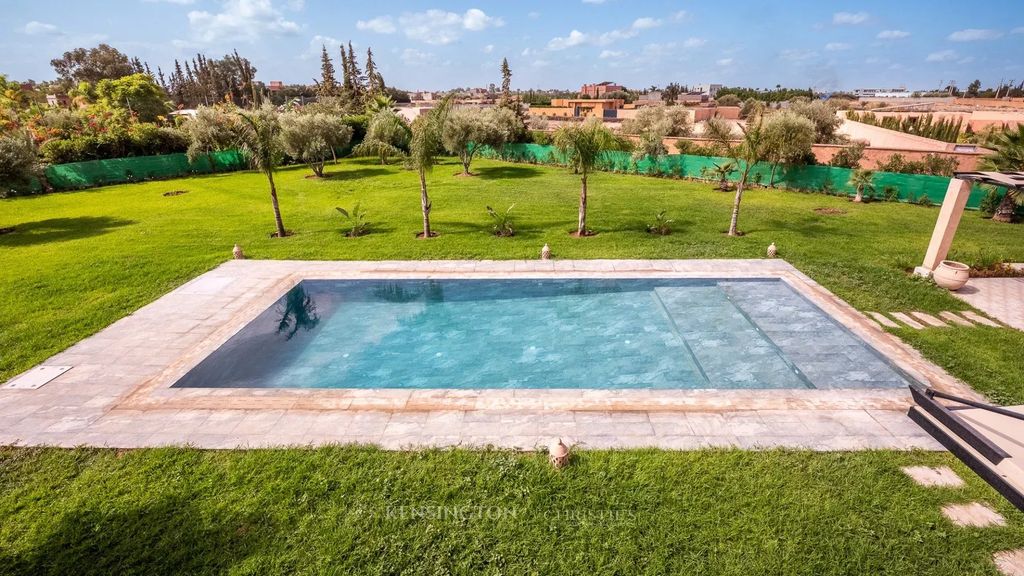 Property photo 1 of 54