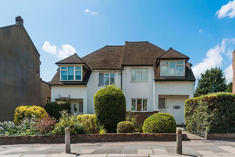 Property photo 1 of 6 Exterior