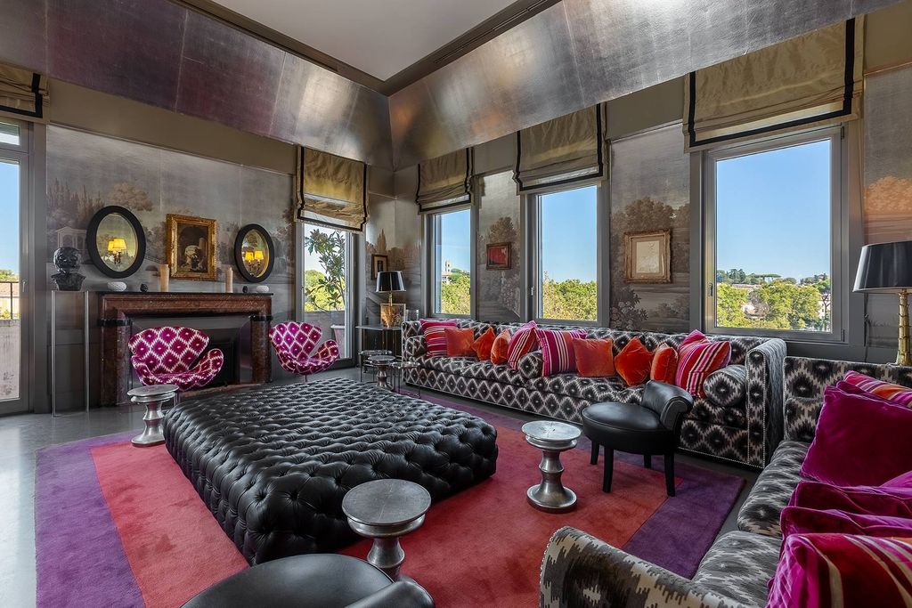 Property photo 2 of 25