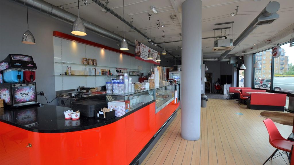 Property photo 2 of 8 Allied-Surveyors-1-Coalhill-The-Shore-Cafe-Investm