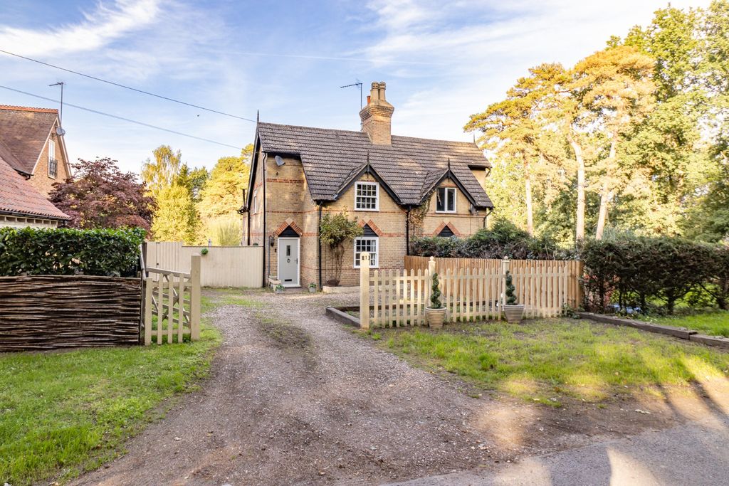Property photo 1 of 30 5546051
