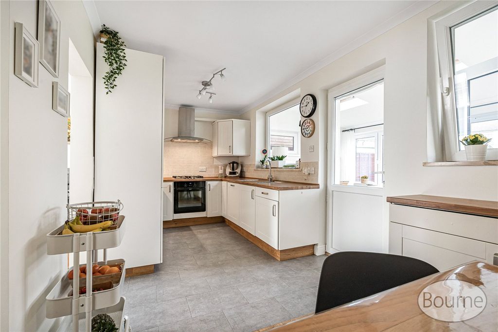 Property photo 2 of 37 Picture 2