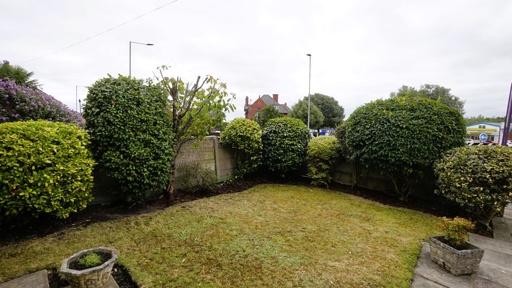 Property photo 3 of 21