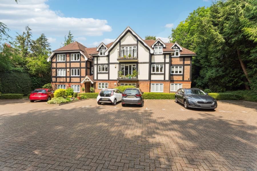 Property photo 1 of 11