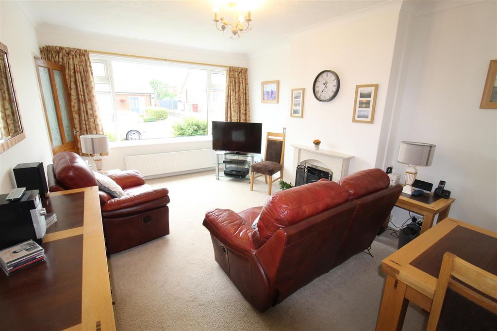 Property photo 3 of 12 Img_8876.Jpg