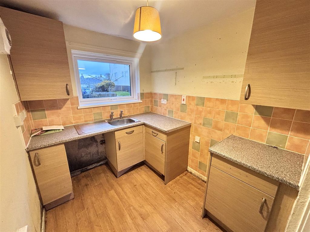 Property photo 2 of 15 Img_0014.Jpg