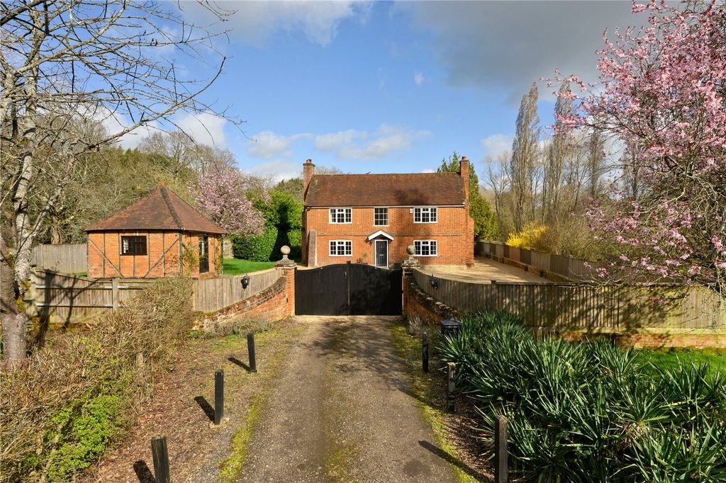 Property photo 1 of 22 Front Exterior