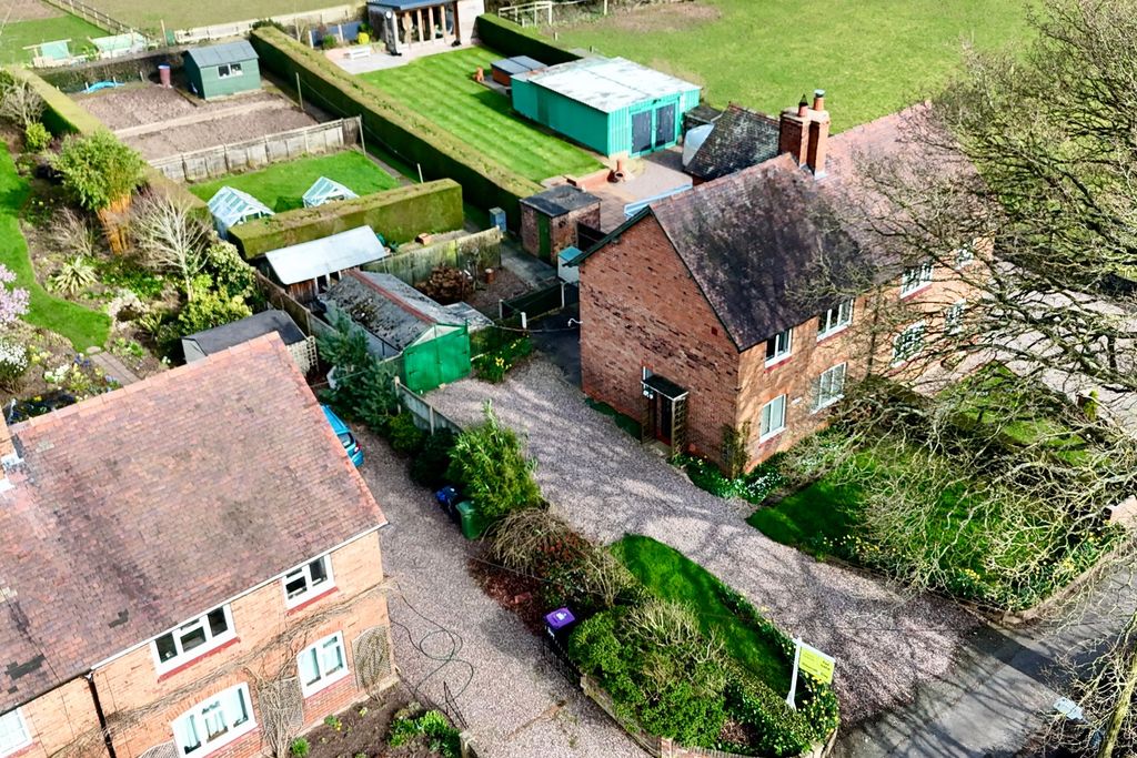 Property photo 3 of 26