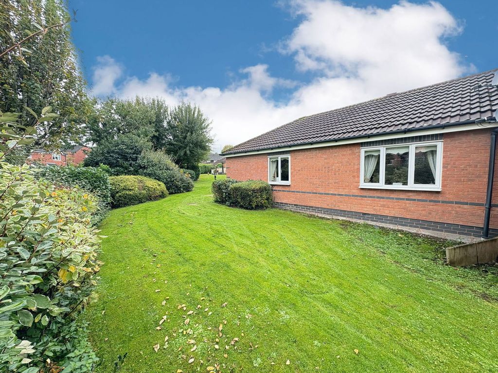 Property photo 2 of 30