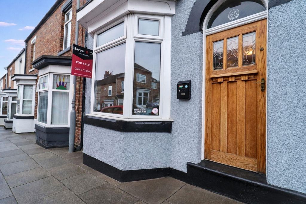 Property photo 1 of 22