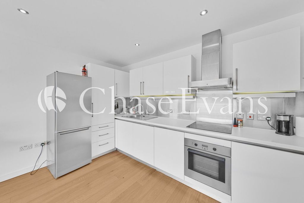 Property photo 2 of 13 Kitchen