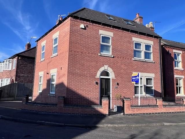 Property photo 1 of 16 71A Victoria Street Front.Jpg