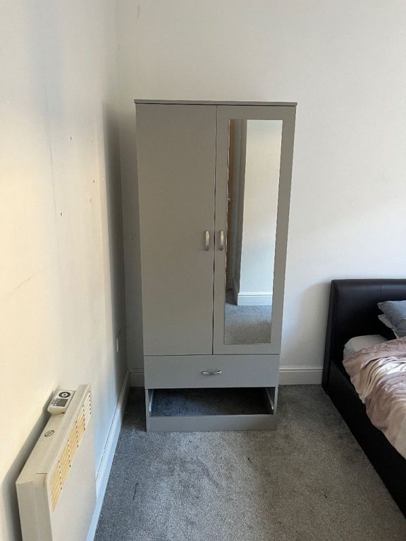 Property photo 2 of 5