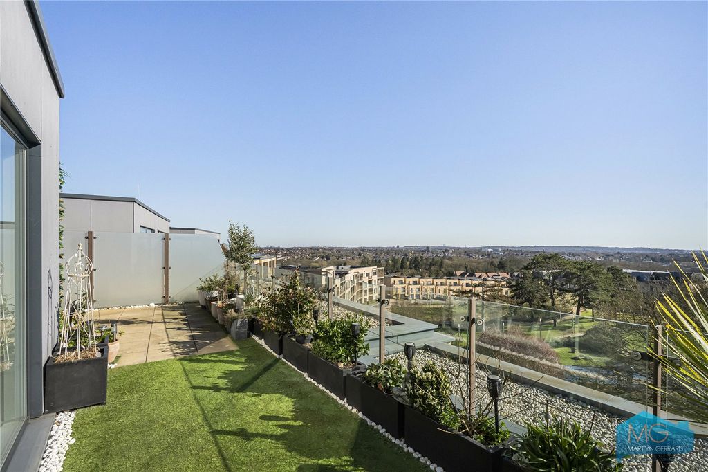 Property photo 2 of 21 Picture No. 47