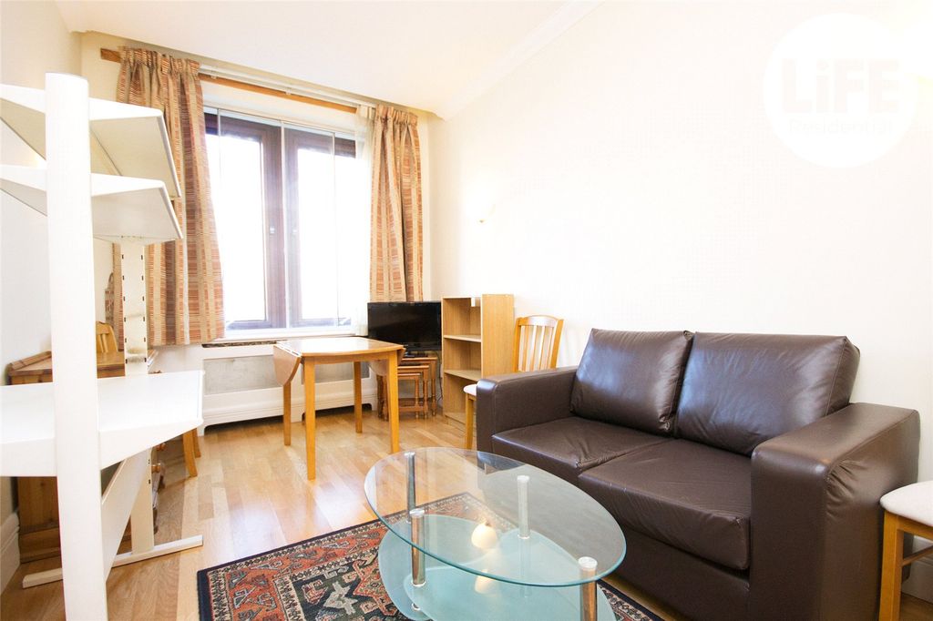 Property photo 1 of 10 Picture No. 02