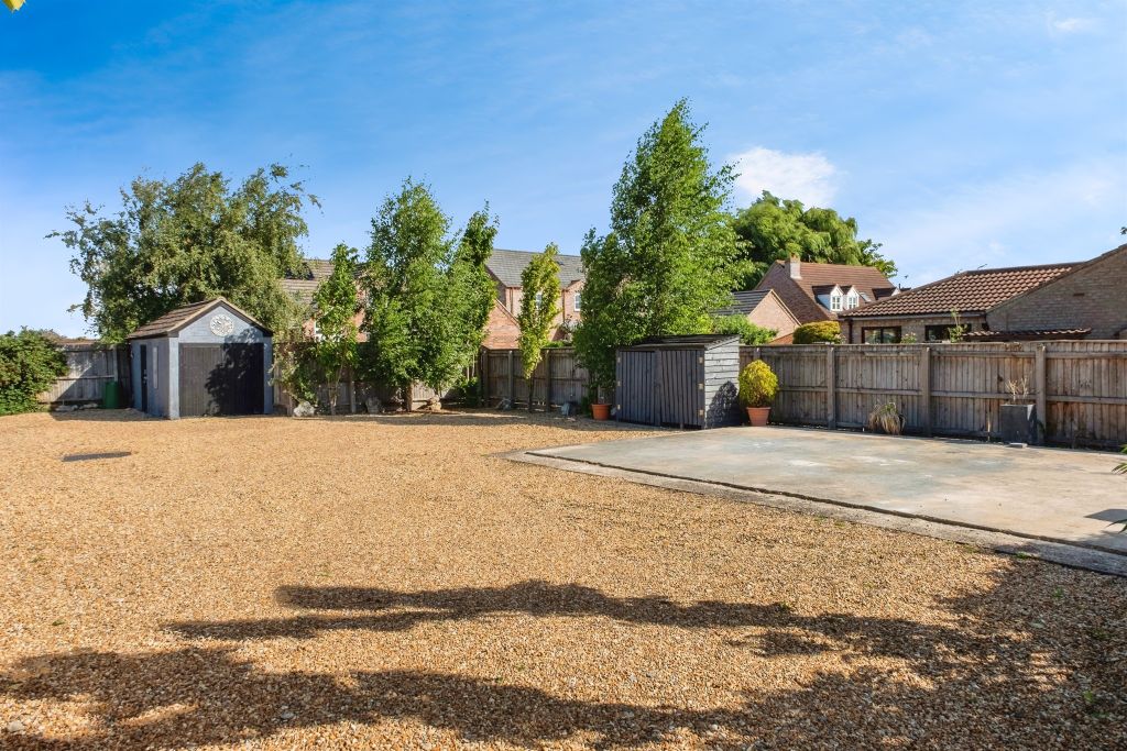 Property photo 1 of 3