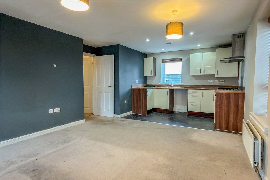 Property photo 2 of 10 Lounge/Kitchen