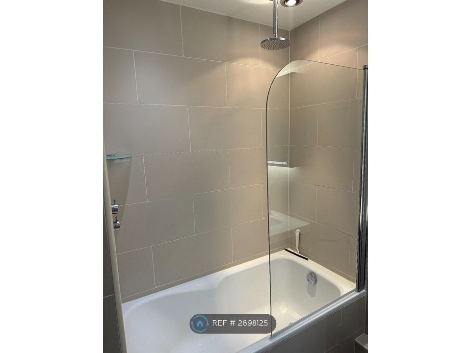 Property photo 3 of 4