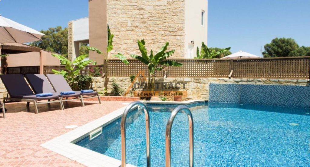 Property photo 1 of 8 Apartment Complex, 555 Sq, For Sale