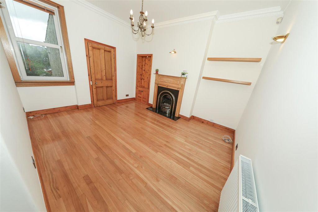 Property photo 2 of 24 B
