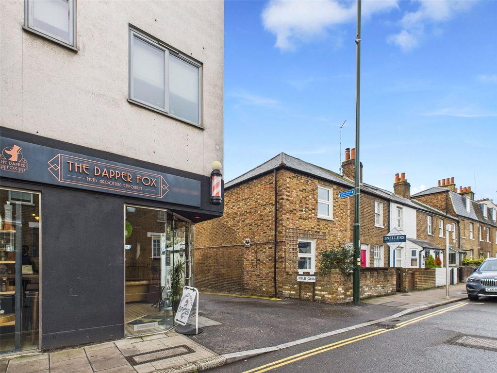 Property photo 1 of 6 Picture No. 24