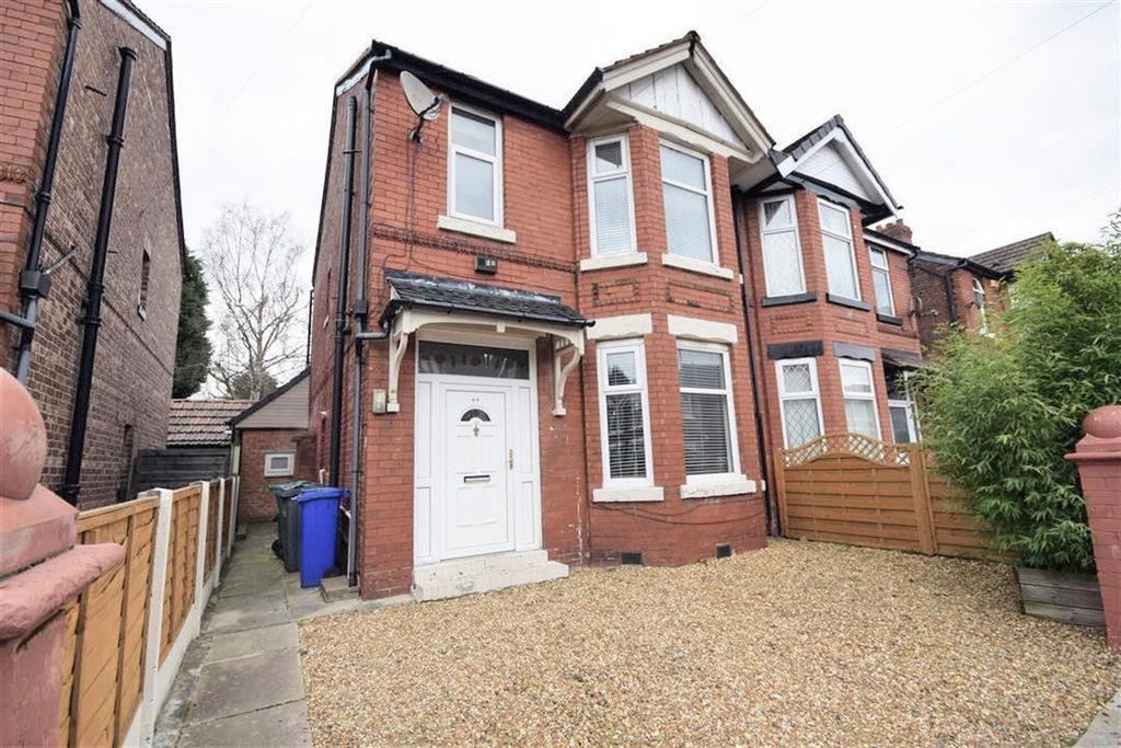 Property photo 1 of 12 (Main)