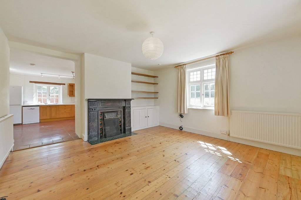 Property photo 2 of 16 Dining Room
