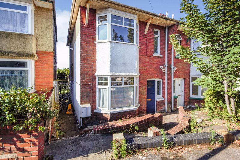 Property photo 1 of 12 Photo 5