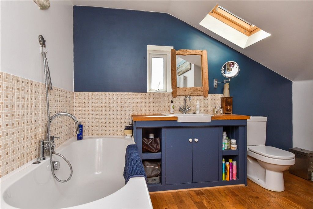 Additional image 10 of 4 bed chalet for saleKeymer Avenue, Peacehaven, East Sussex BN10